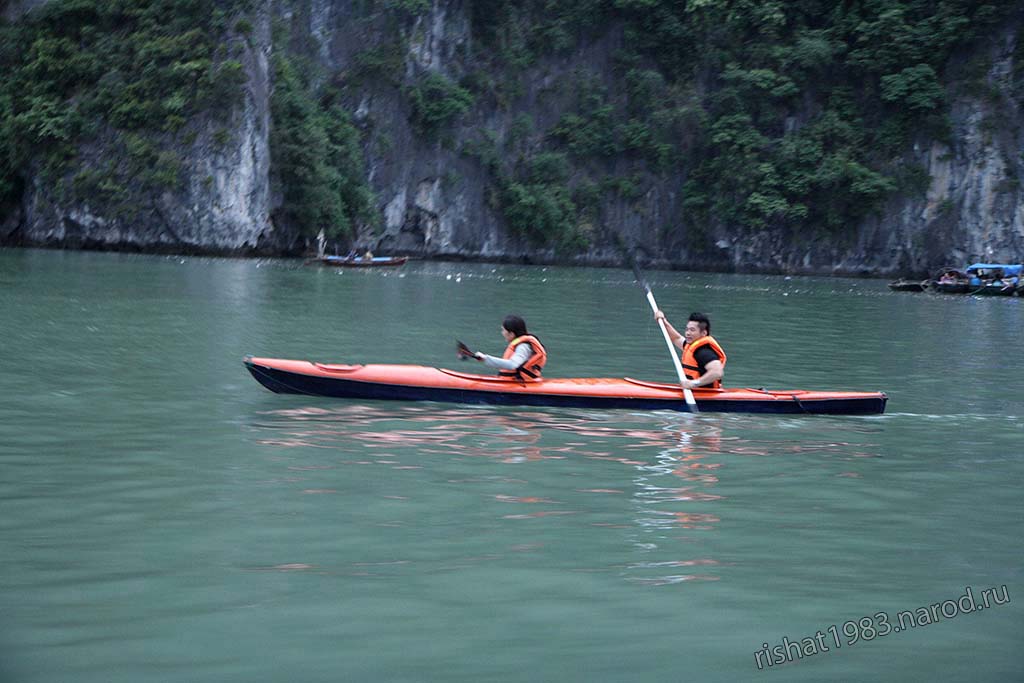 IMG_4601.jpg - It's really fantastic to paddle across that big rocks