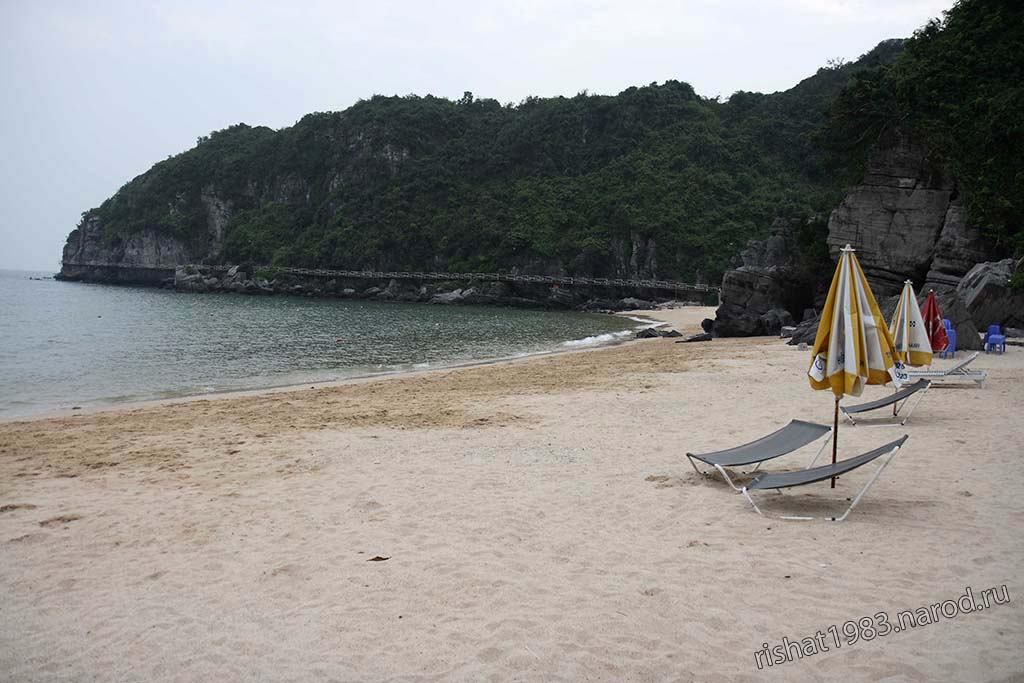 IMG_4880.jpg - Cat Ba island beach